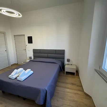 Montecristo Bellissimo Bar E Moderne Nocleg ze śniadaniem